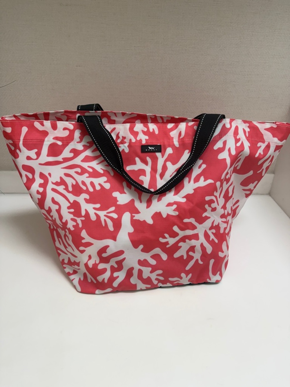 Scout Weekender Stylish Coral Print Tote Bag